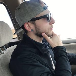 Meet your Posher, Kyle